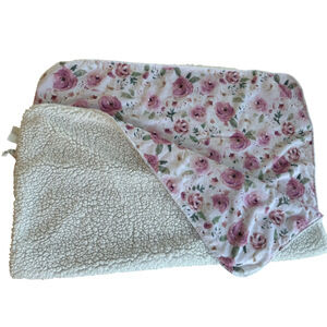 Baby Girl Unbranded Blanket One Size White Pink Floral
